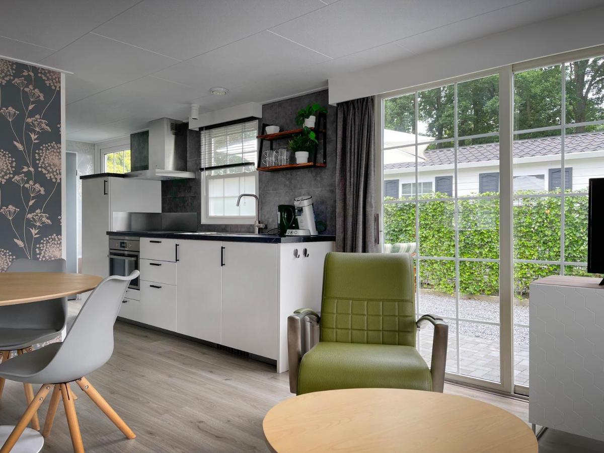 Chalet Natuurrijk Ойстервик Екстериор снимка