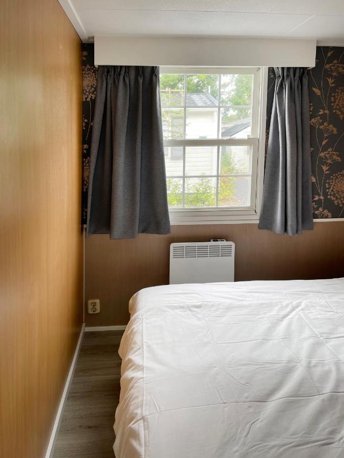 Chalet Natuurrijk Ойстервик Екстериор снимка