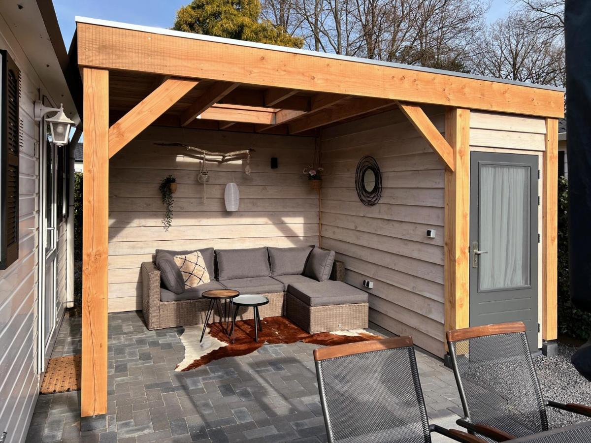 Chalet Natuurrijk Ойстервик Екстериор снимка